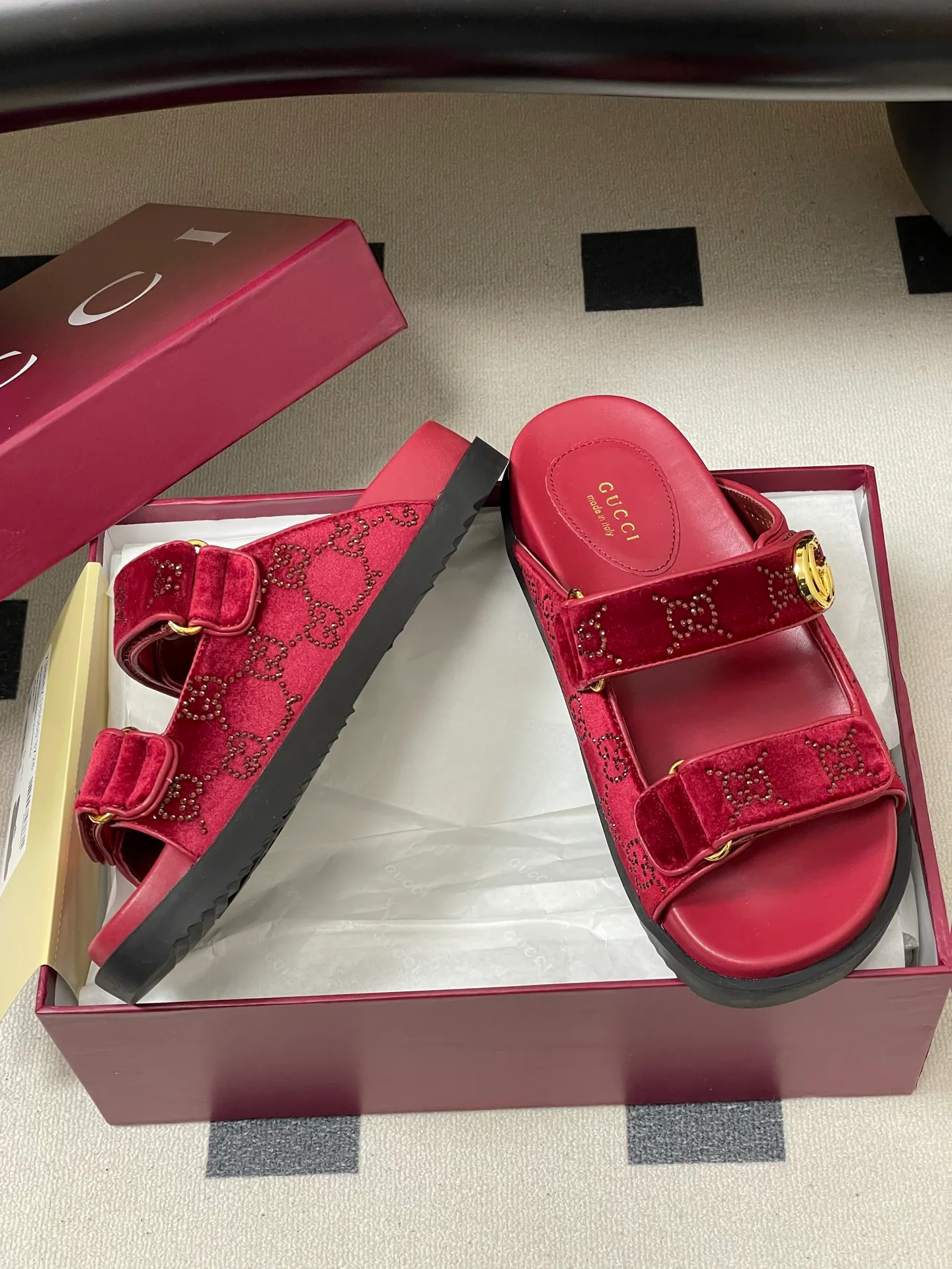 Сандалии Женские Gucci 11777355