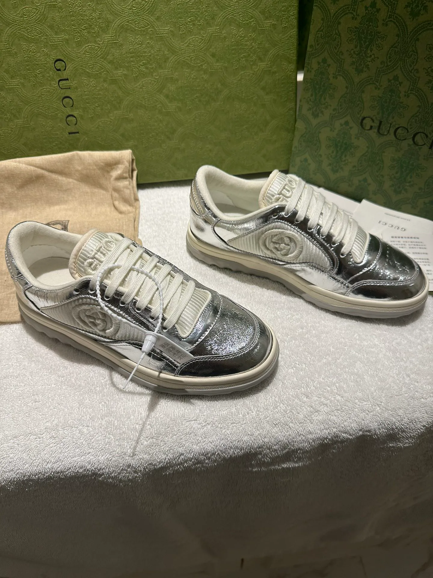 Кроссовки Женские Gucci 5813693