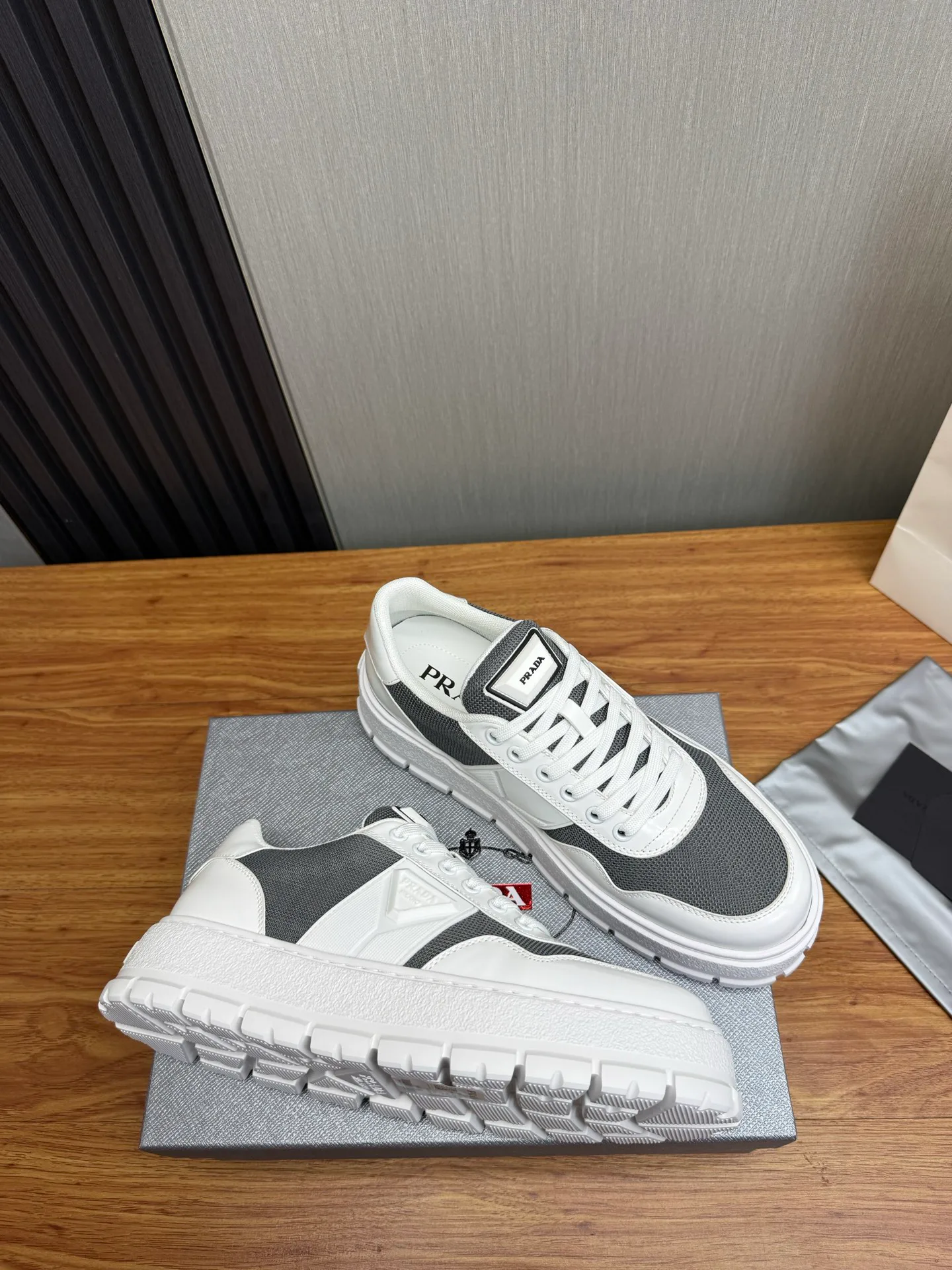 Лоферы И Туфли Мужские Prada 11603898