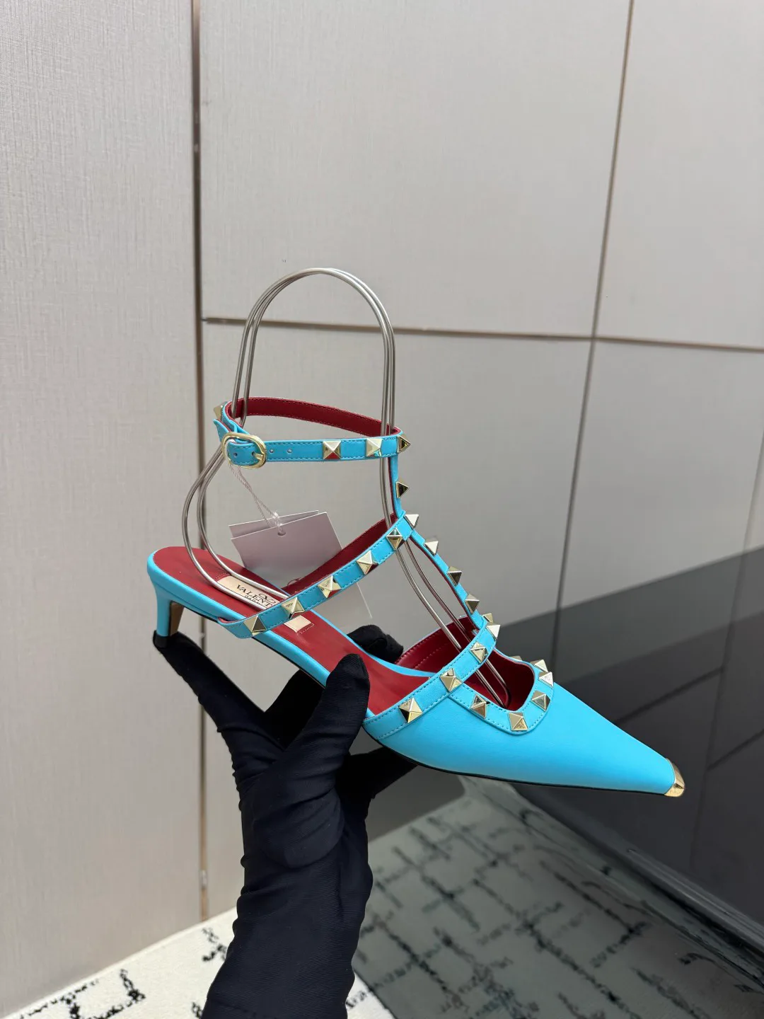 Босоножки Женские Valentino 17594507