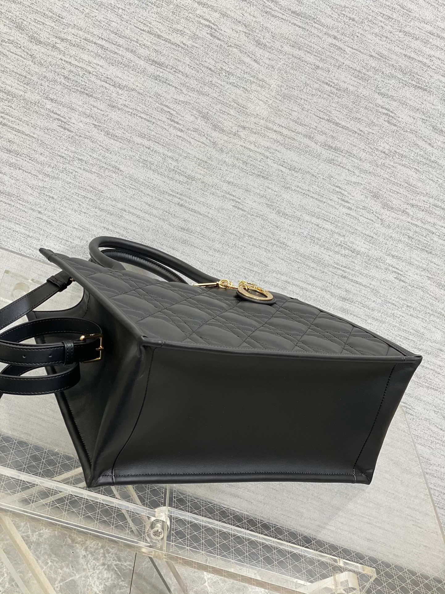 Классические Сумки Женские Christian Dior 17601396