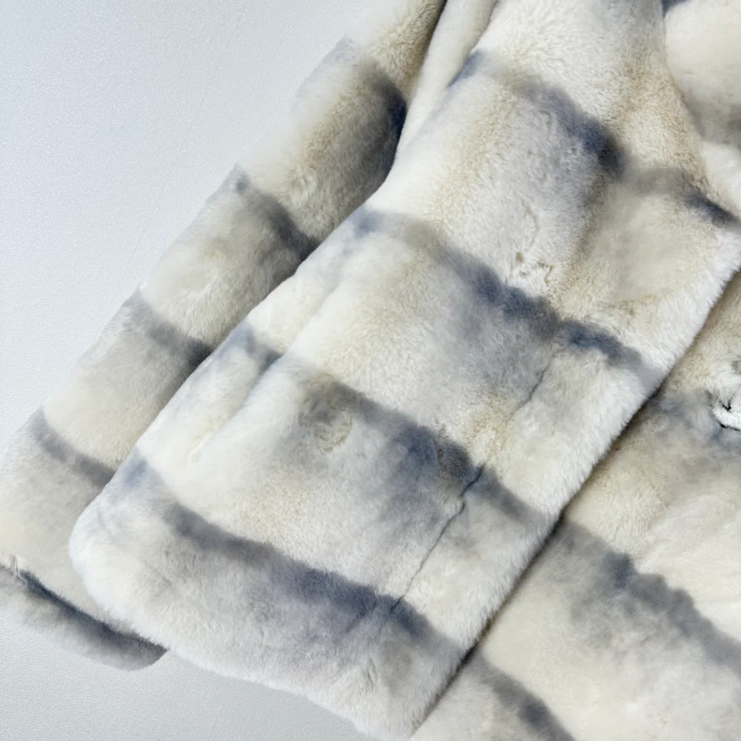 Шубы Женские Chanel 550777