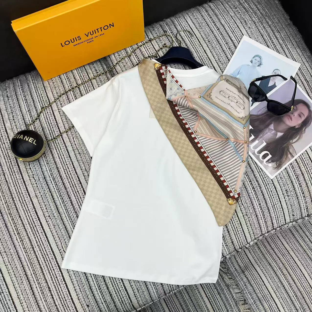 Футболки Женские Louis Vuitton 12875159