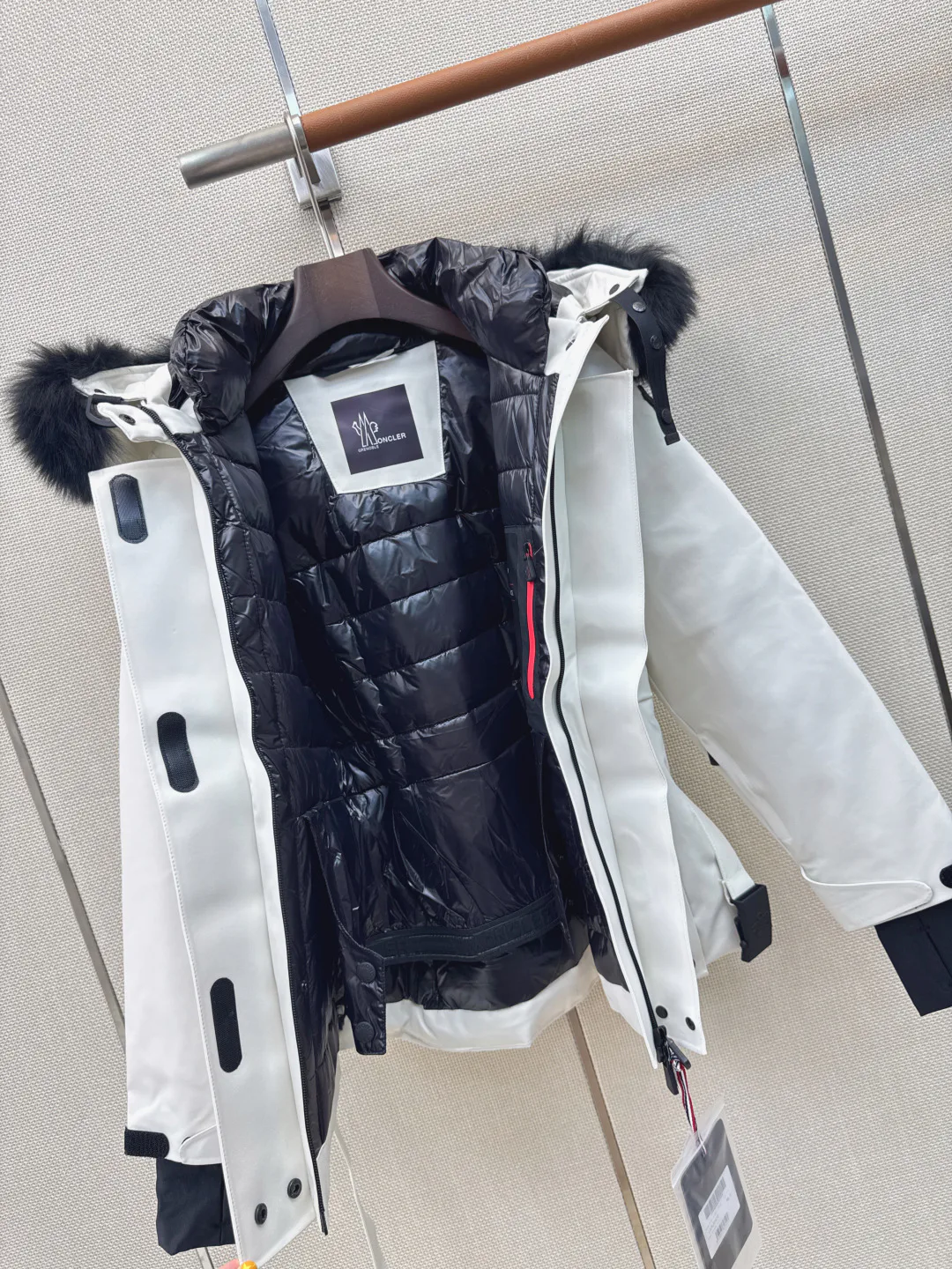 Куртки И Пуховики Женские Moncler 18710116