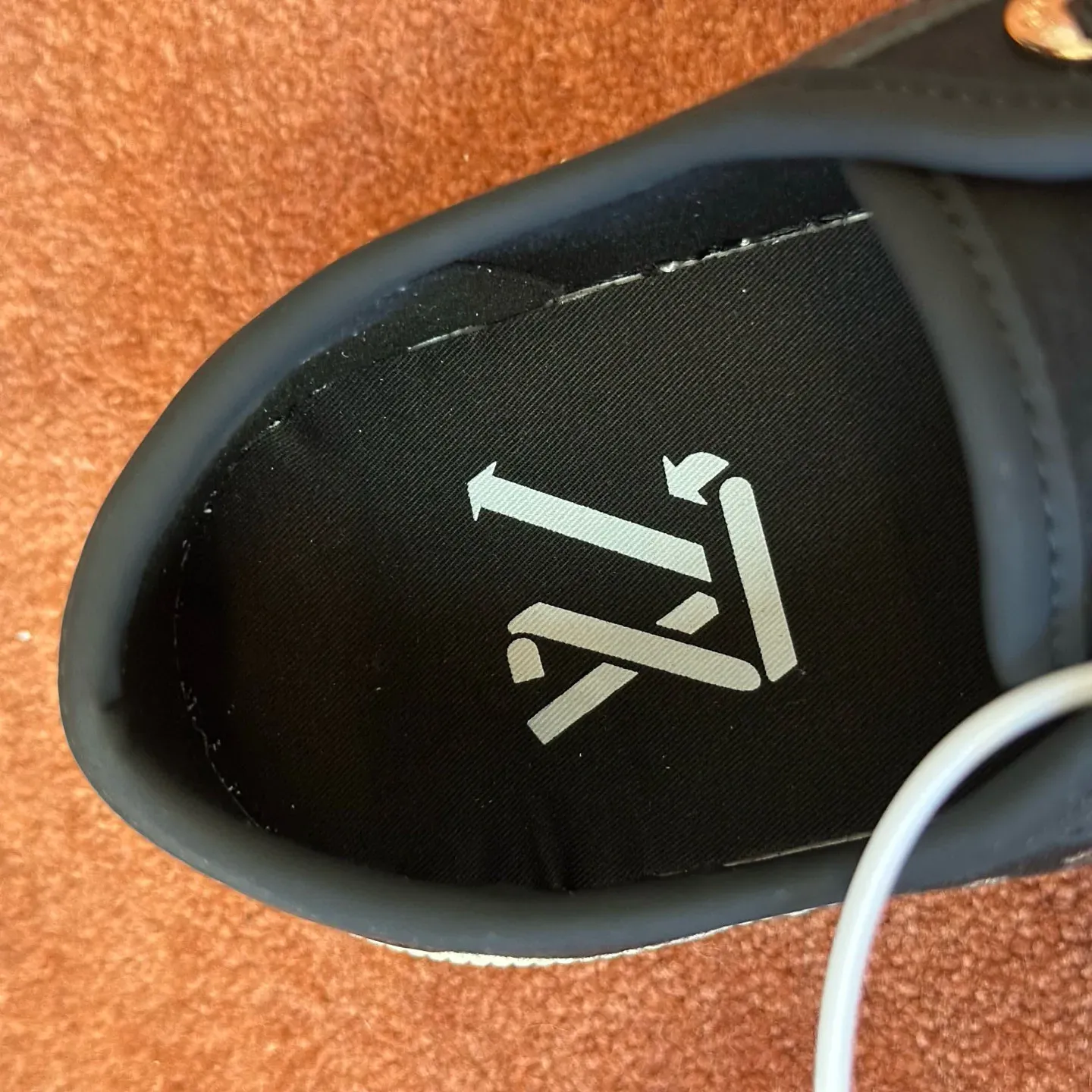 Кеды Женские Louis Vuitton 76250