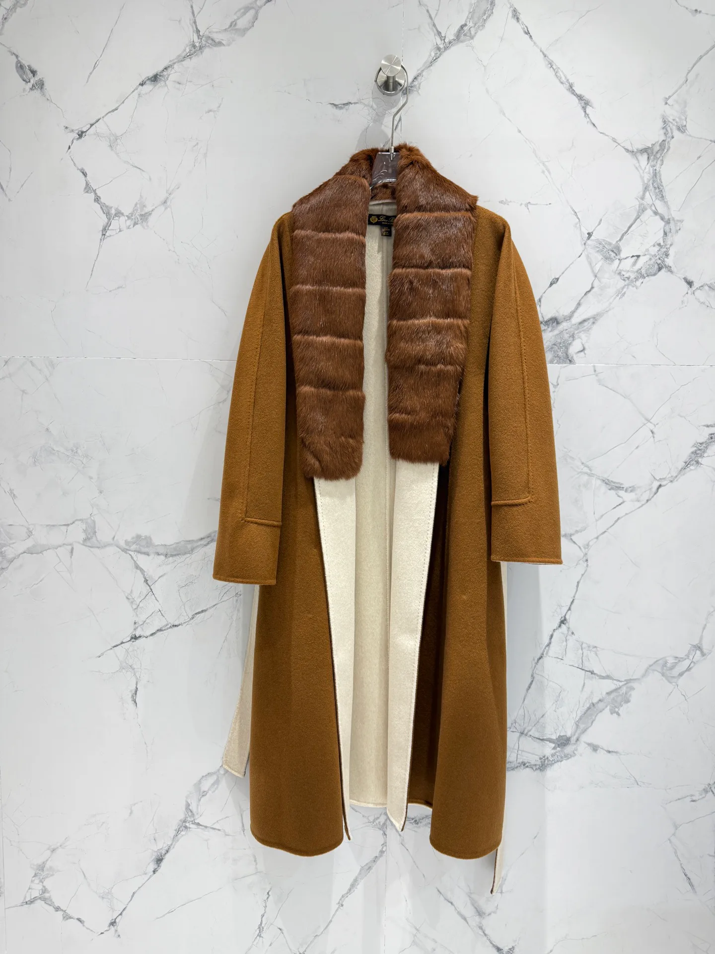 Пальто Женские Loro Piana 18872840