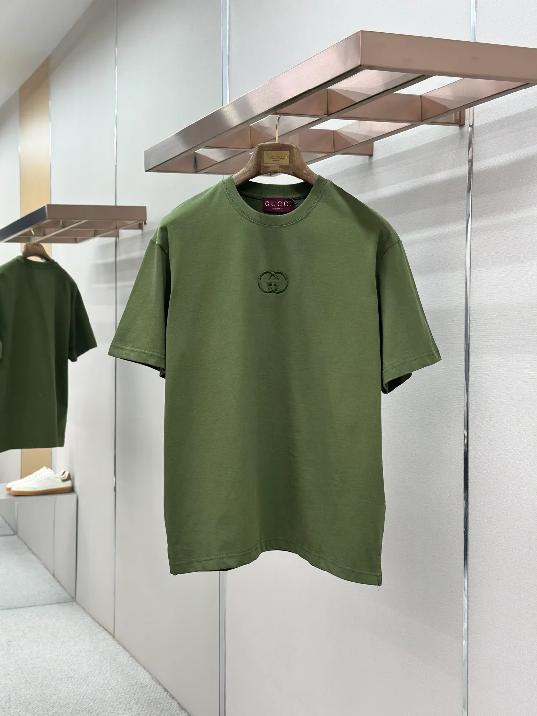 Футболки Женские Gucci 18191019