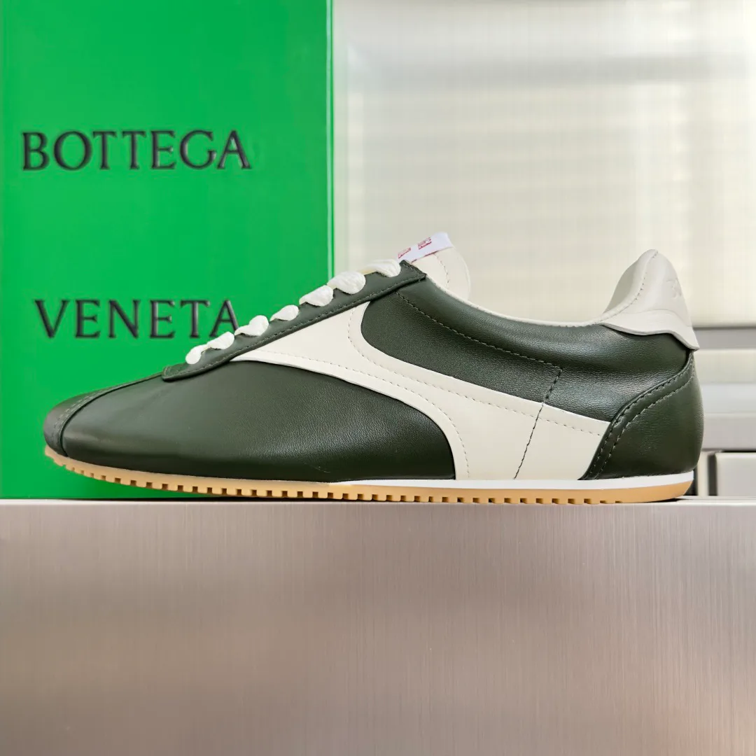 Кроссовки Женские Bottega Veneta 18125569