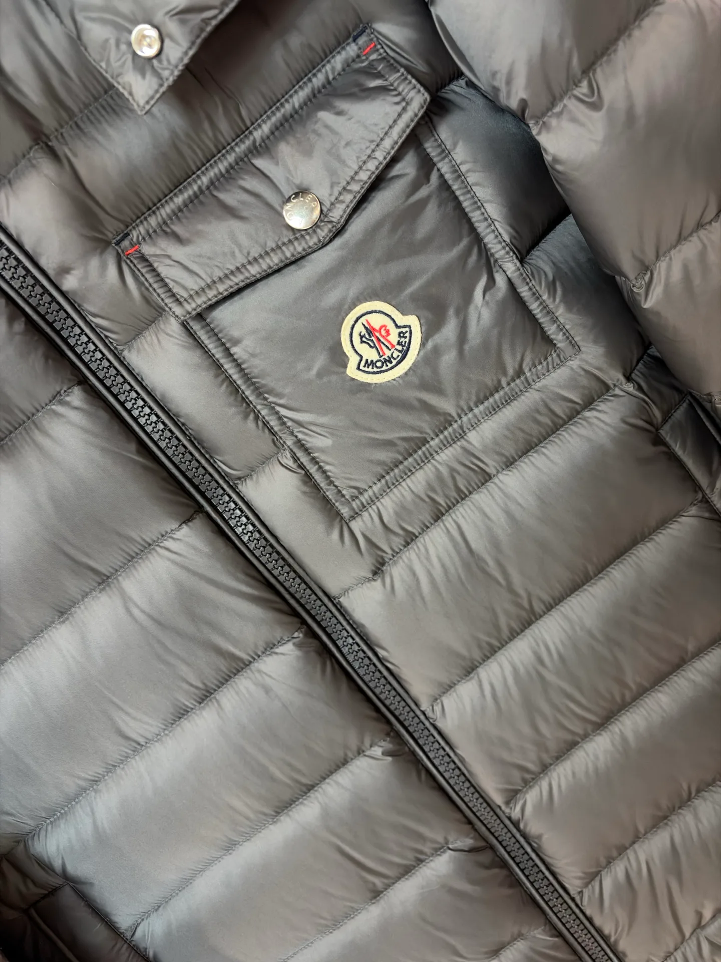 Куртки И Пуховики Женские Moncler 18391740