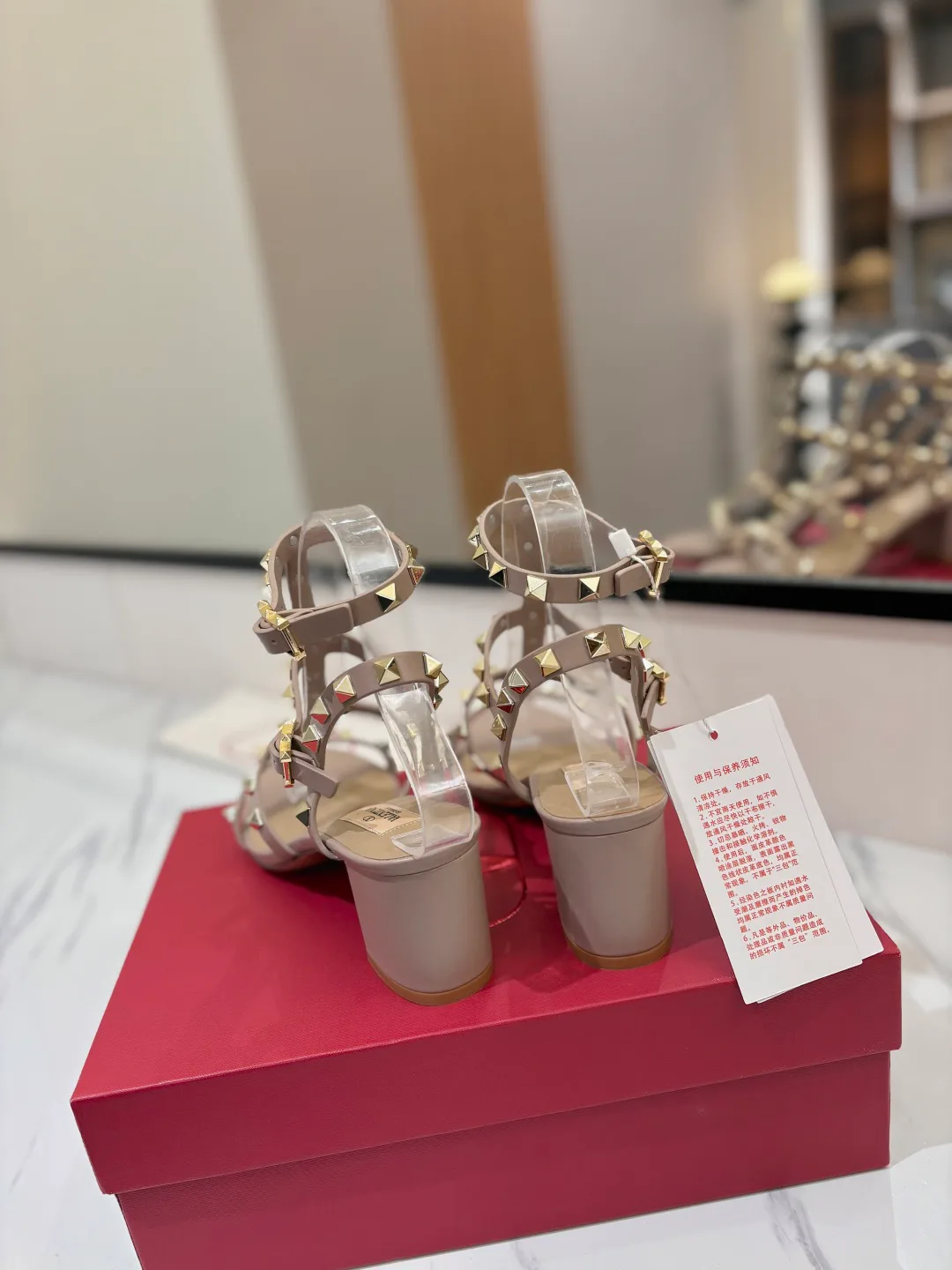 Босоножки Женские Valentino 11683075