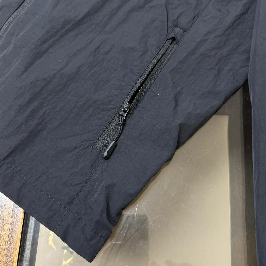 Куртки И Пуховики Мужские Moncler 17286043