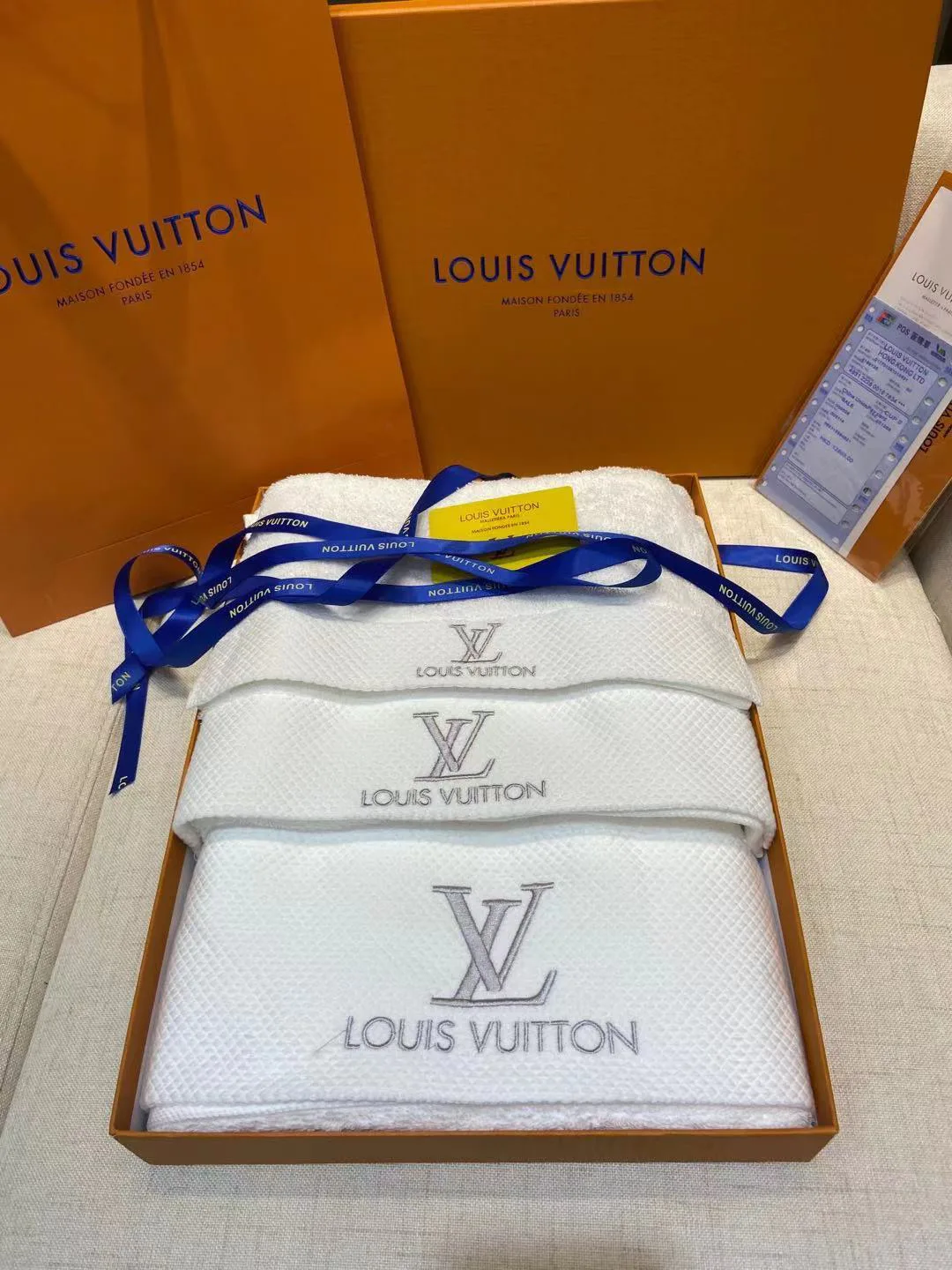 Текстиль Louis Vuitton 281213