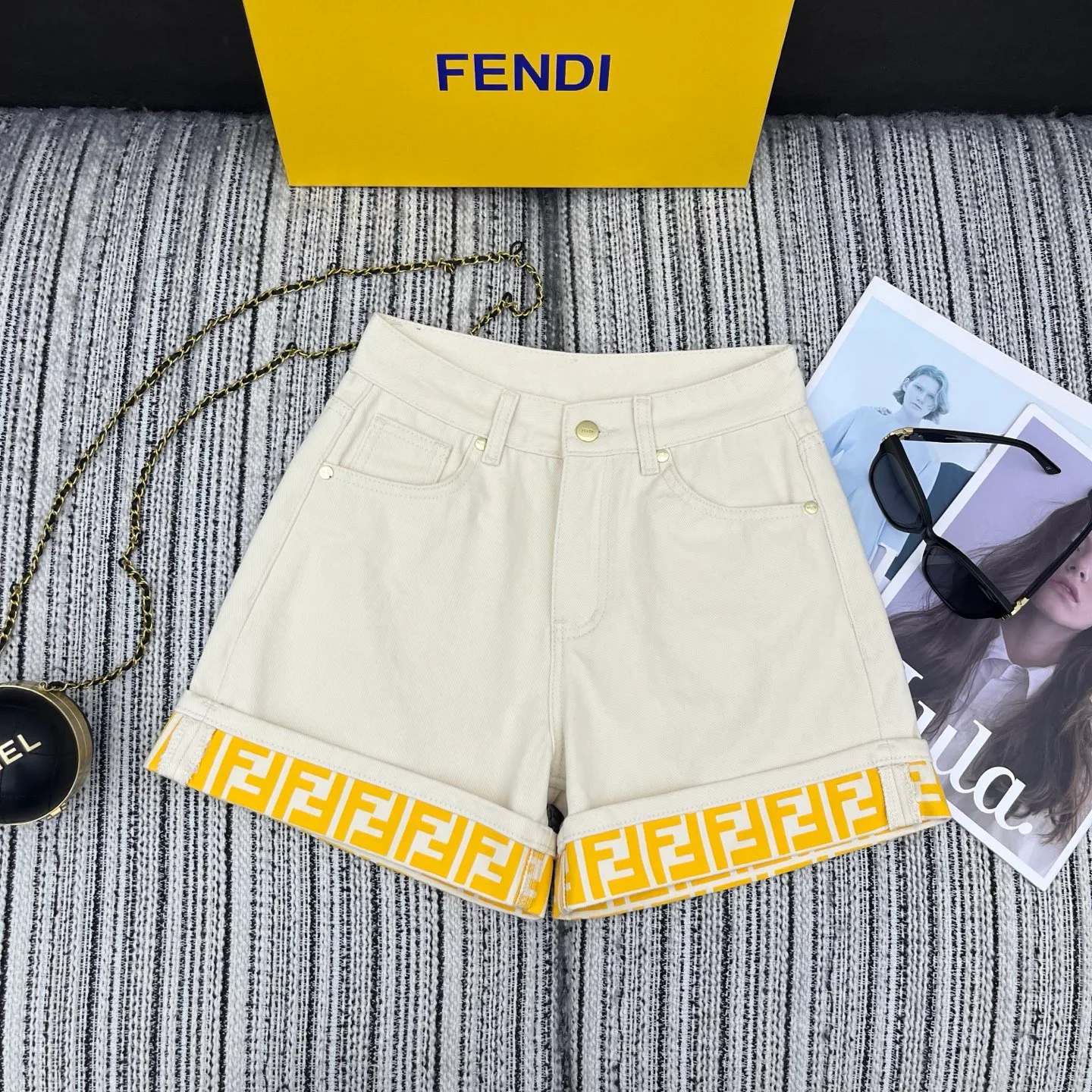 Шорты Женские Fendi 12945586
