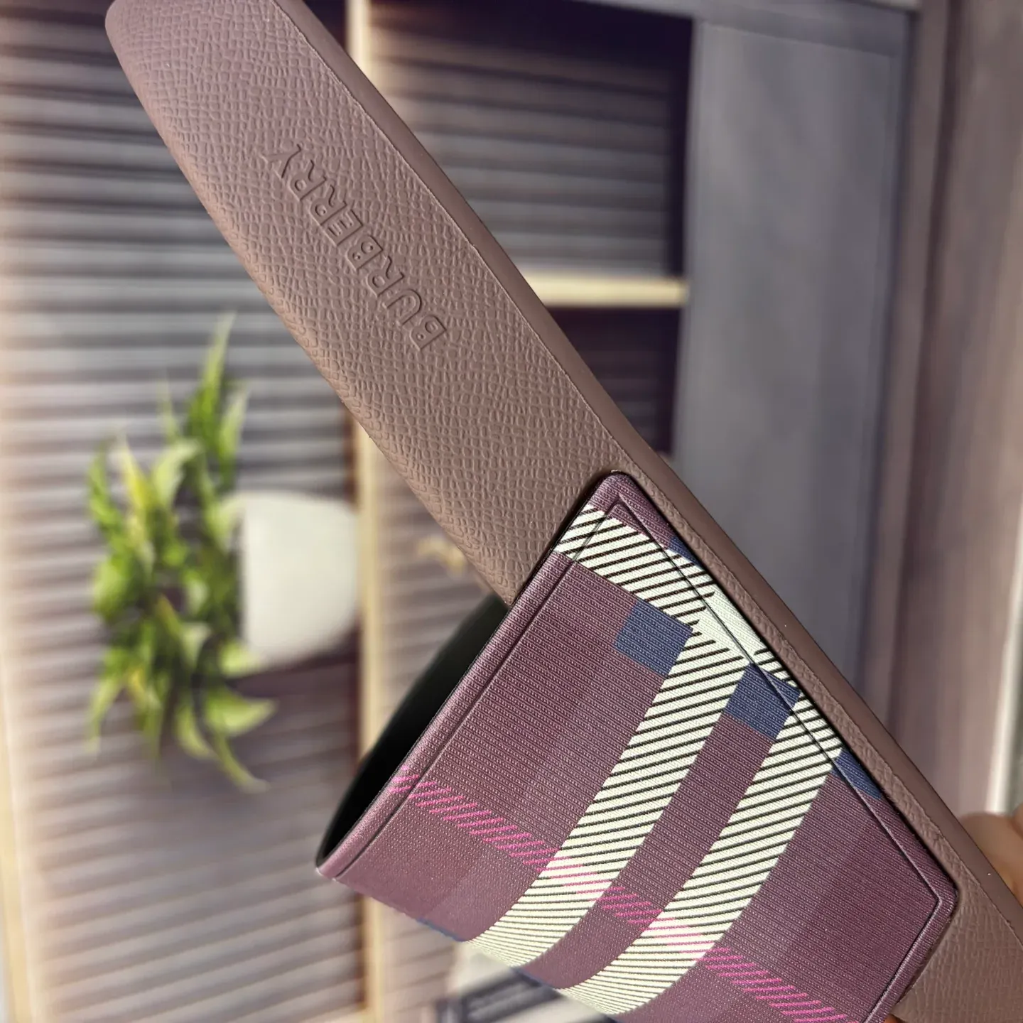 Шлепанцы Женские Burberry 587971