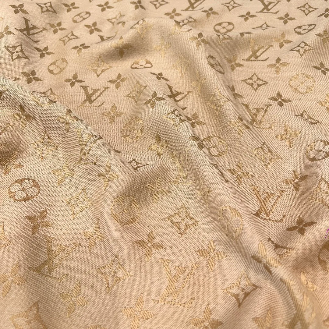 Шарфы Louis Vuitton 17805249