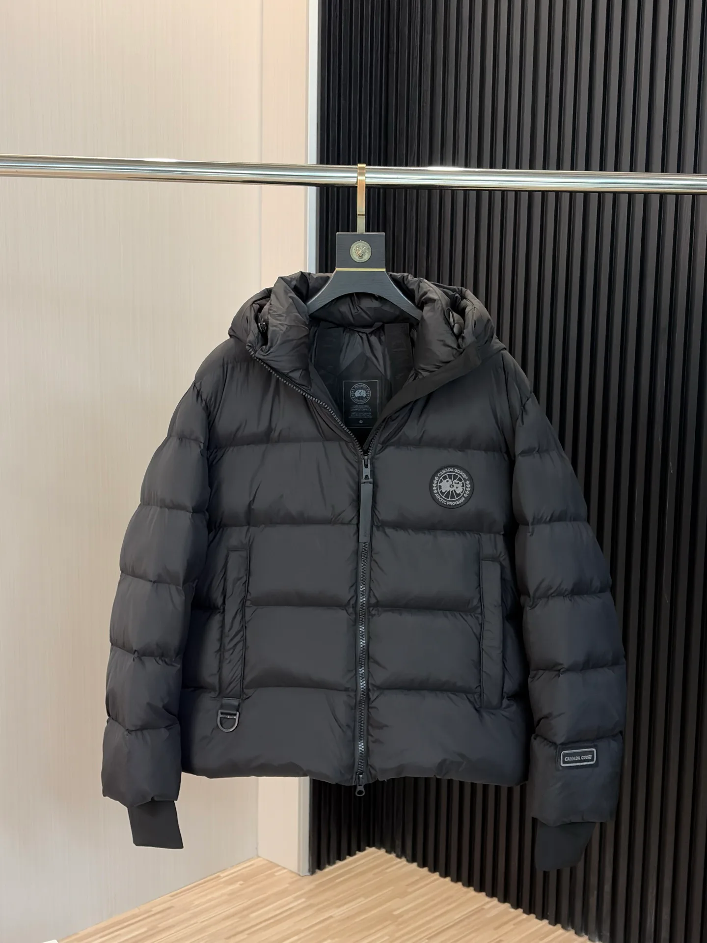 Куртки И Пуховики Женские Canada Goose 18391748