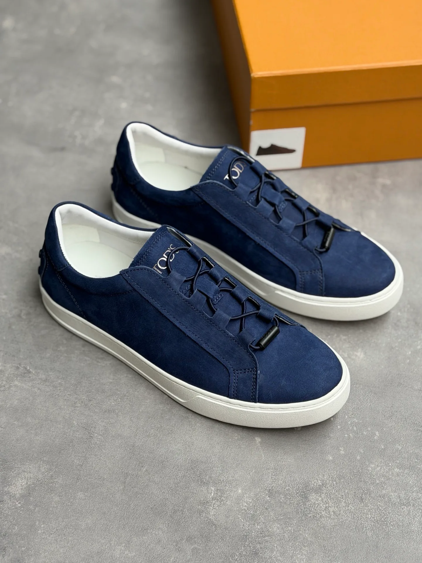 Кроссовки Мужские Tod's 18995609