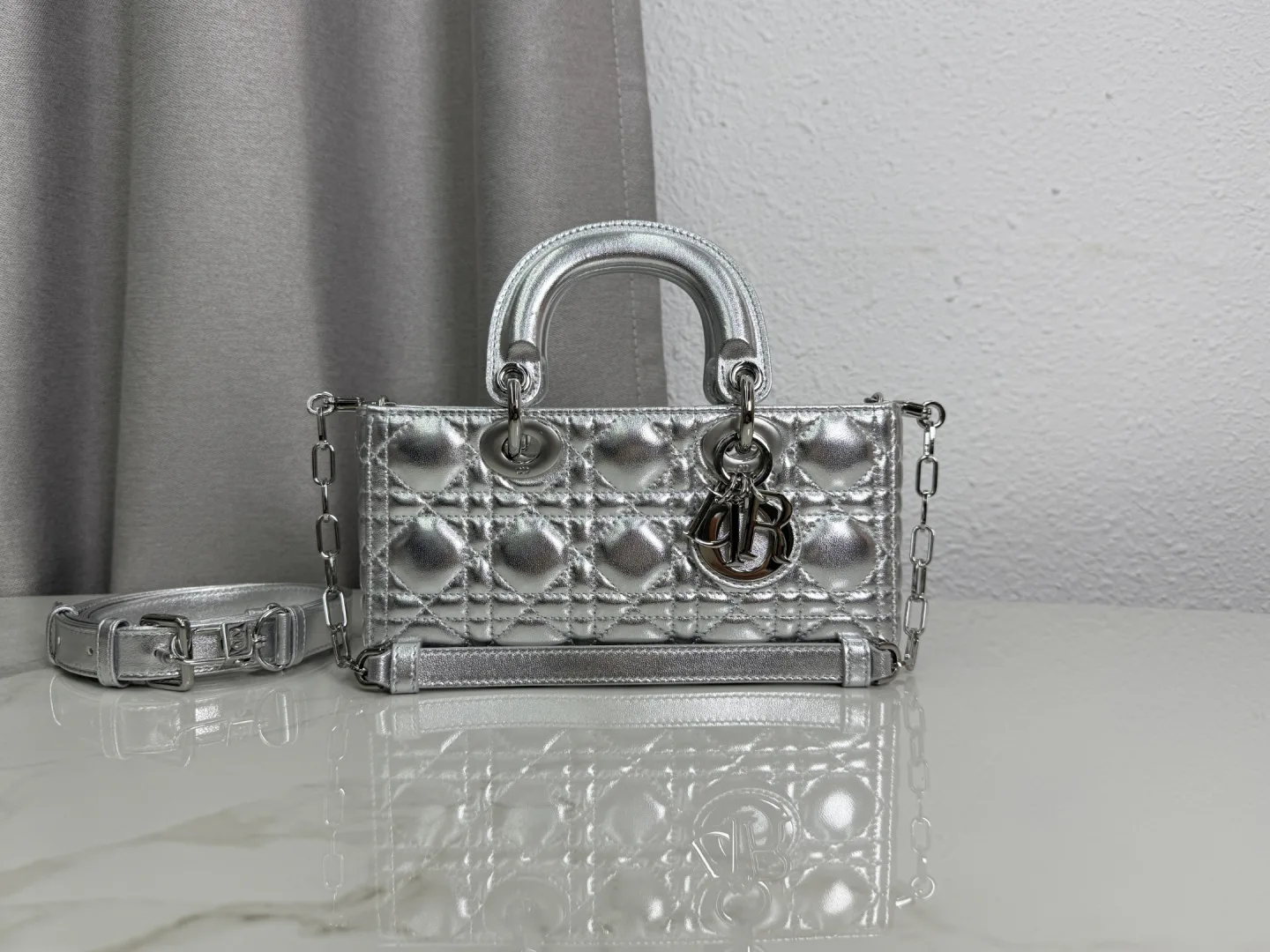 Классические Сумки Женские Christian Dior 18116444