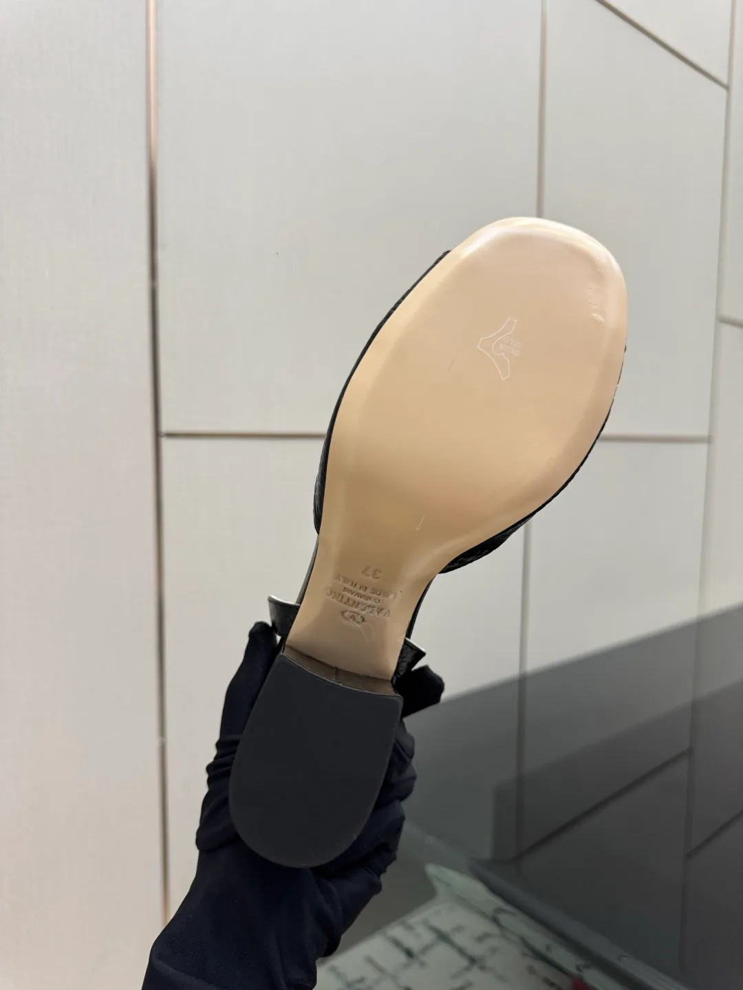 Босоножки Женские Valentino 18048997
