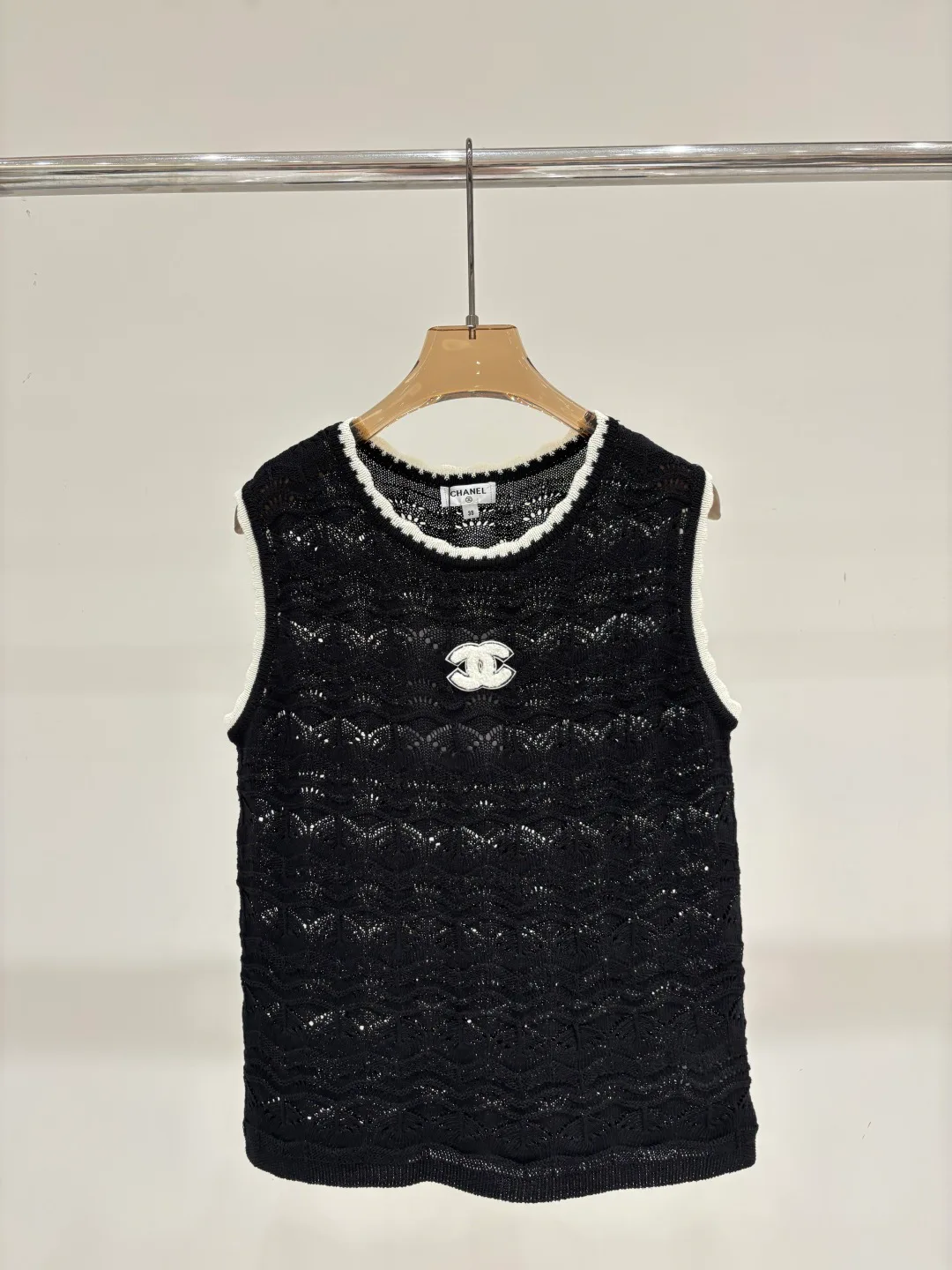 Жилеты Женские Chanel 13752624