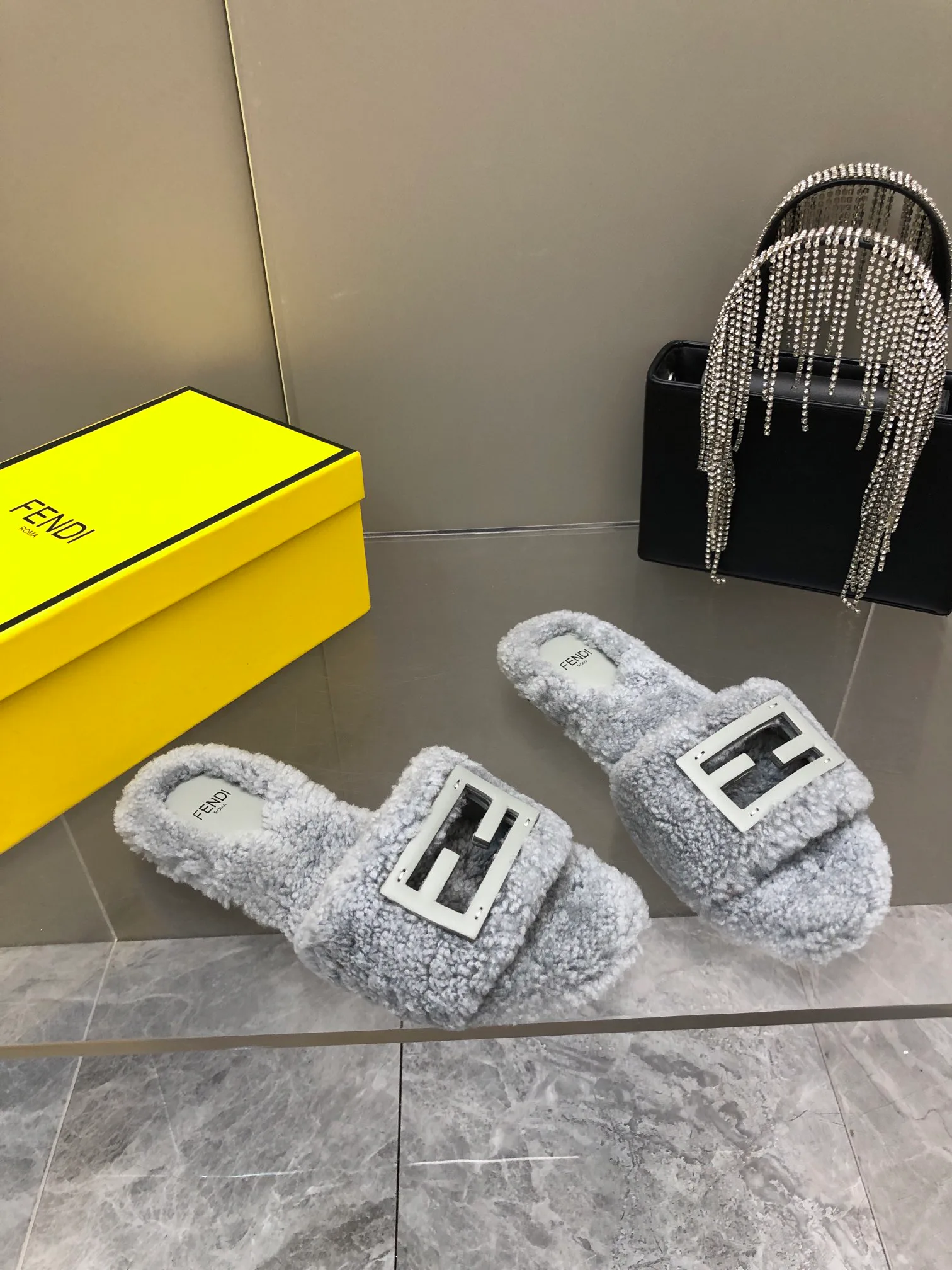 Тапочки Женские Fendi 114927