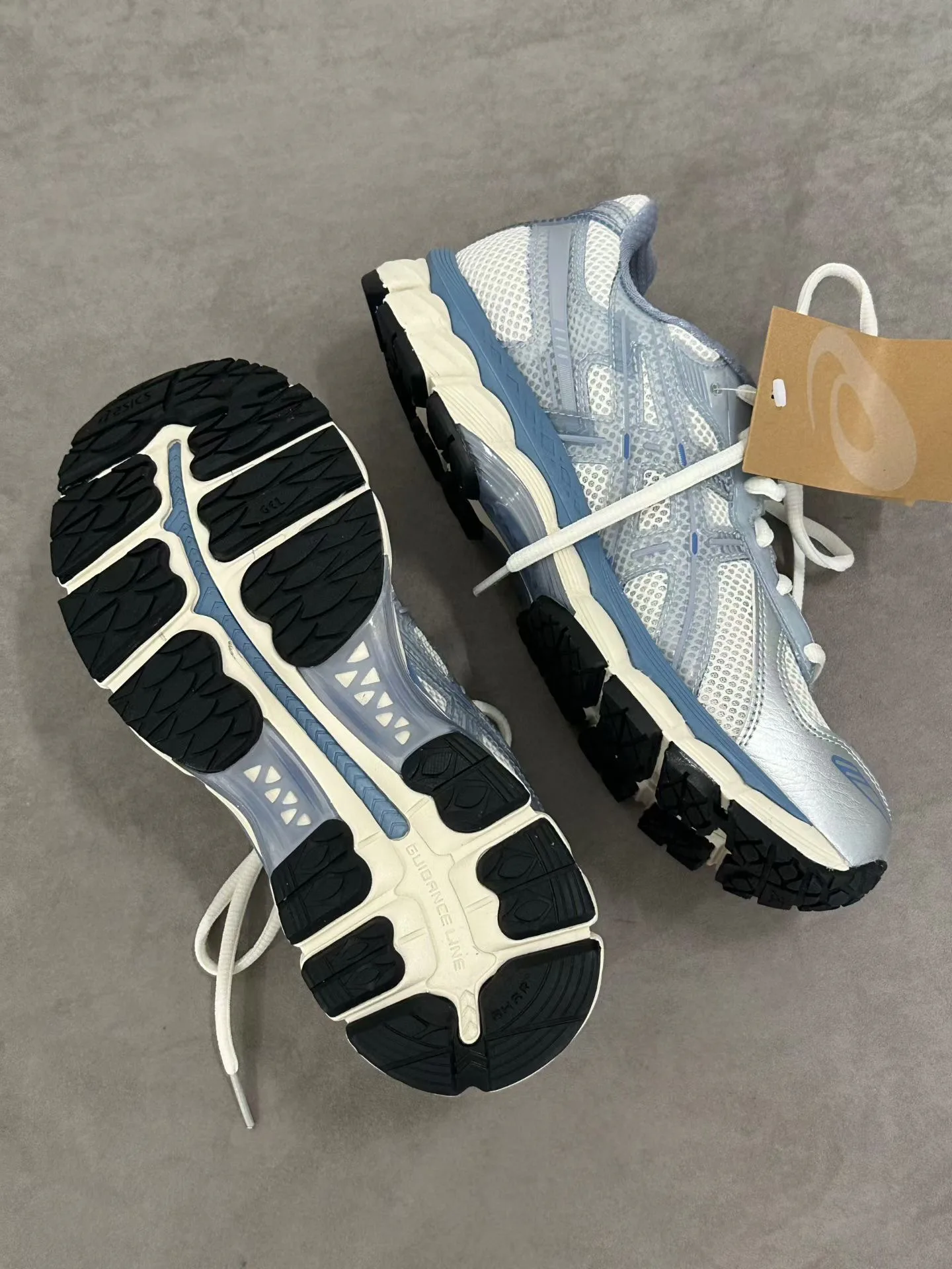 Кроссовки Женские Asics 17065418