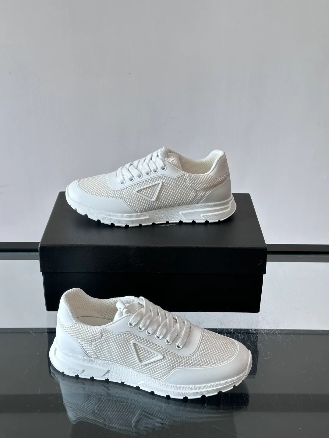 Кроссовки Мужские Prada 17646150