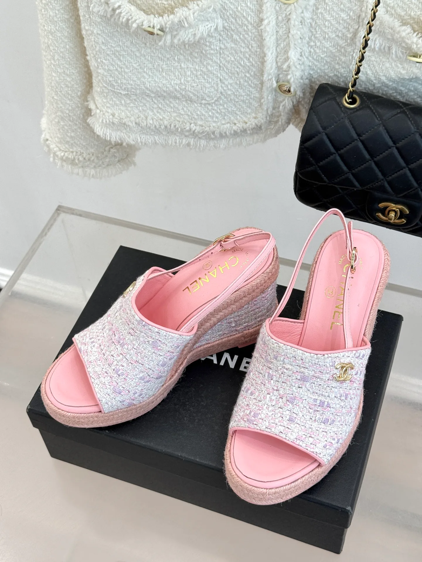 Босоножки Женские Chanel 11899514