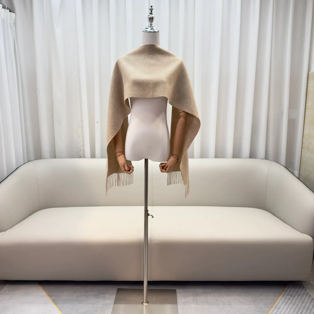 Шарфы Loewe 1138