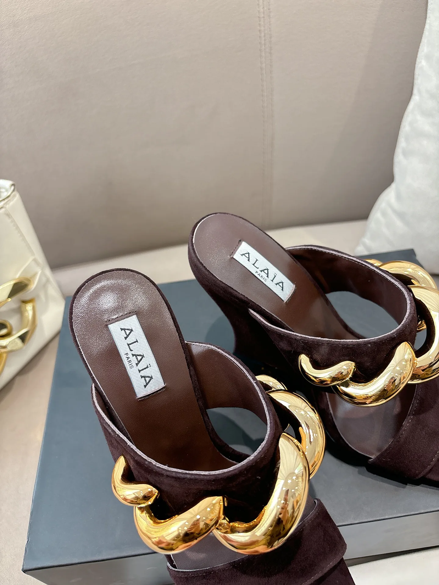 Босоножки Женские Alaia 11019595