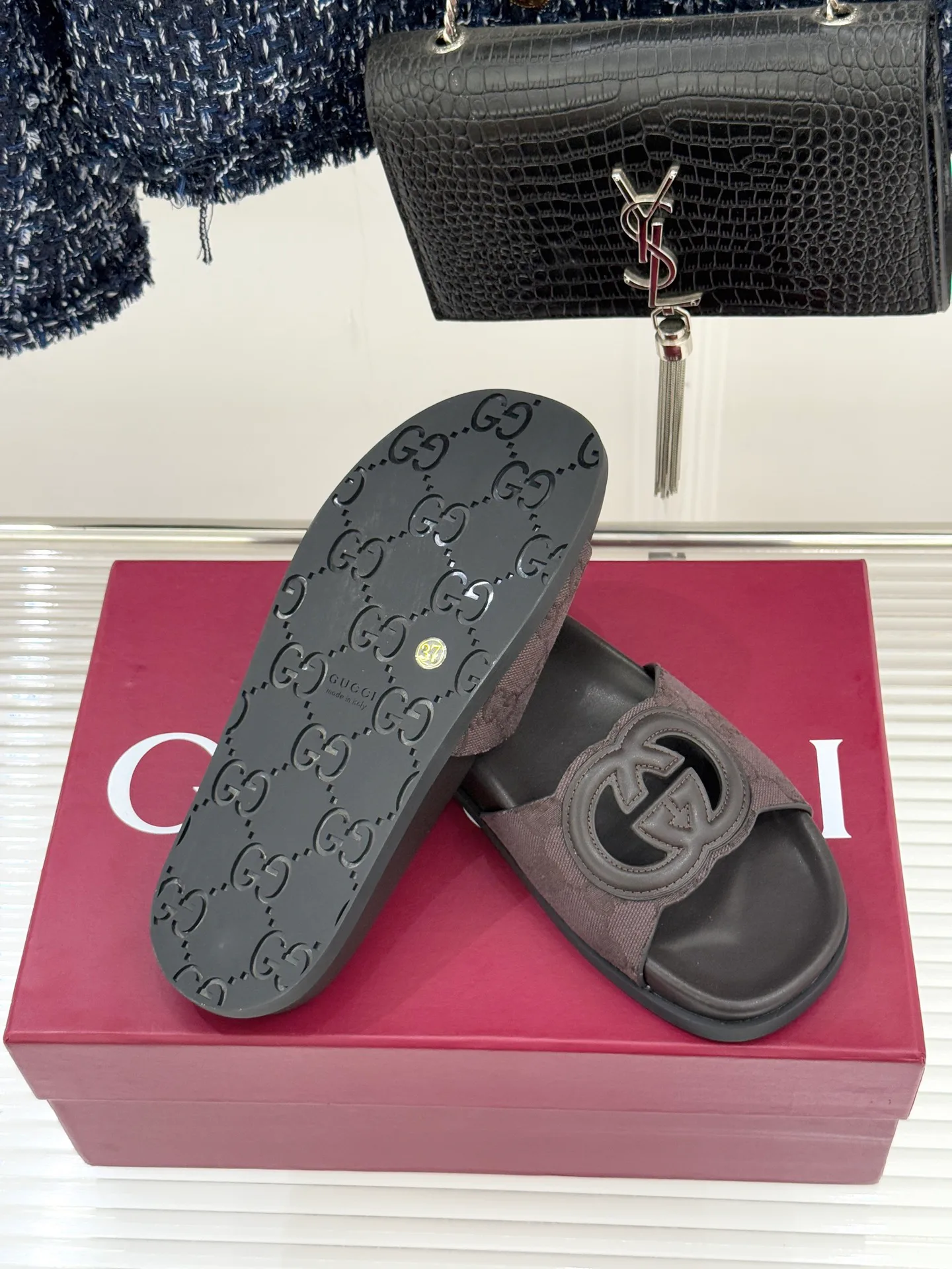 Шлепанцы Женские Gucci 4761375