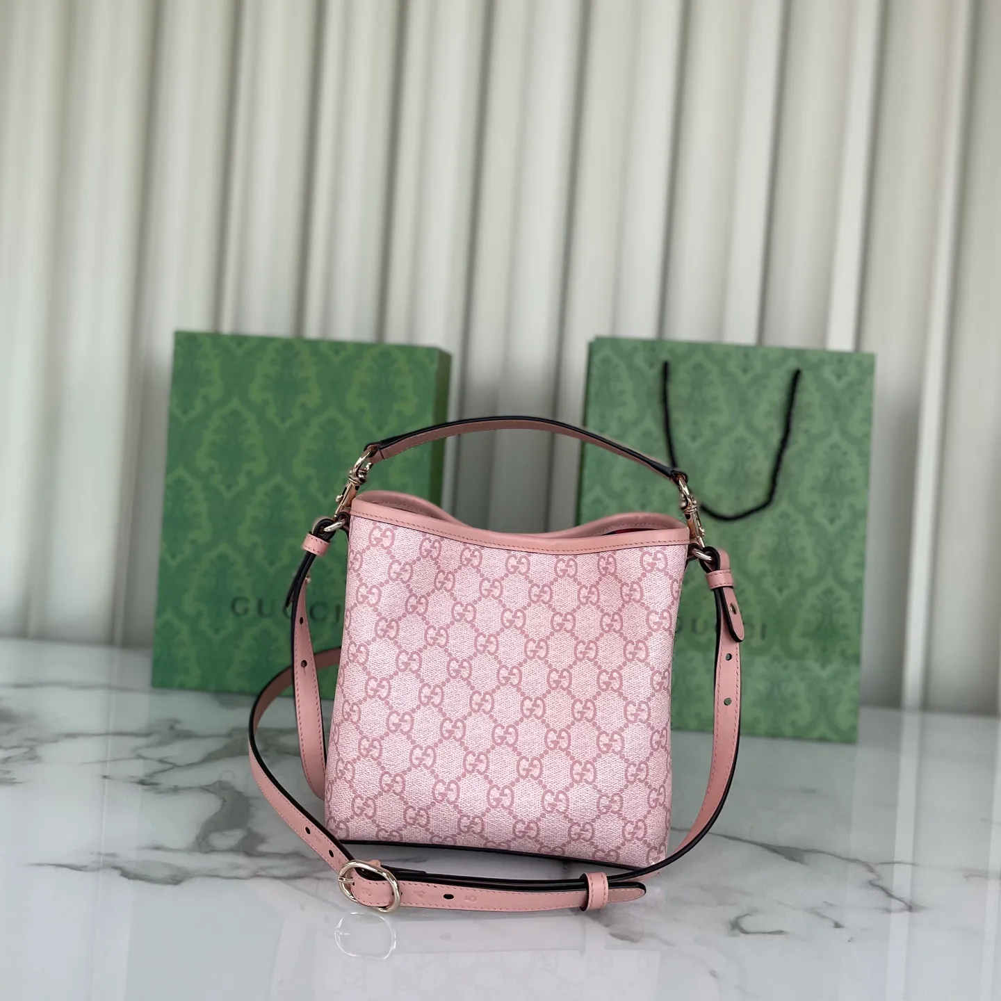 Классические Сумки Женские Gucci 11562668