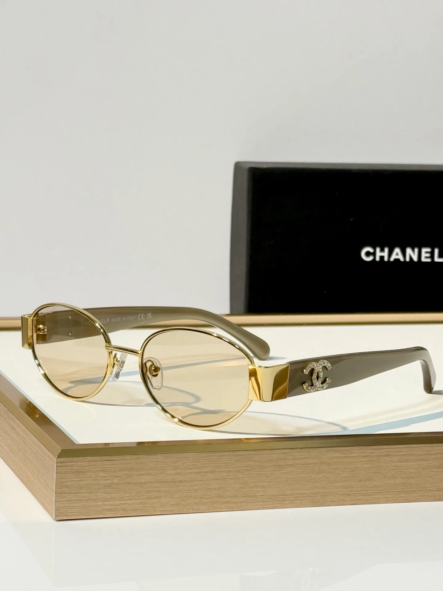 Очки Chanel 18117585