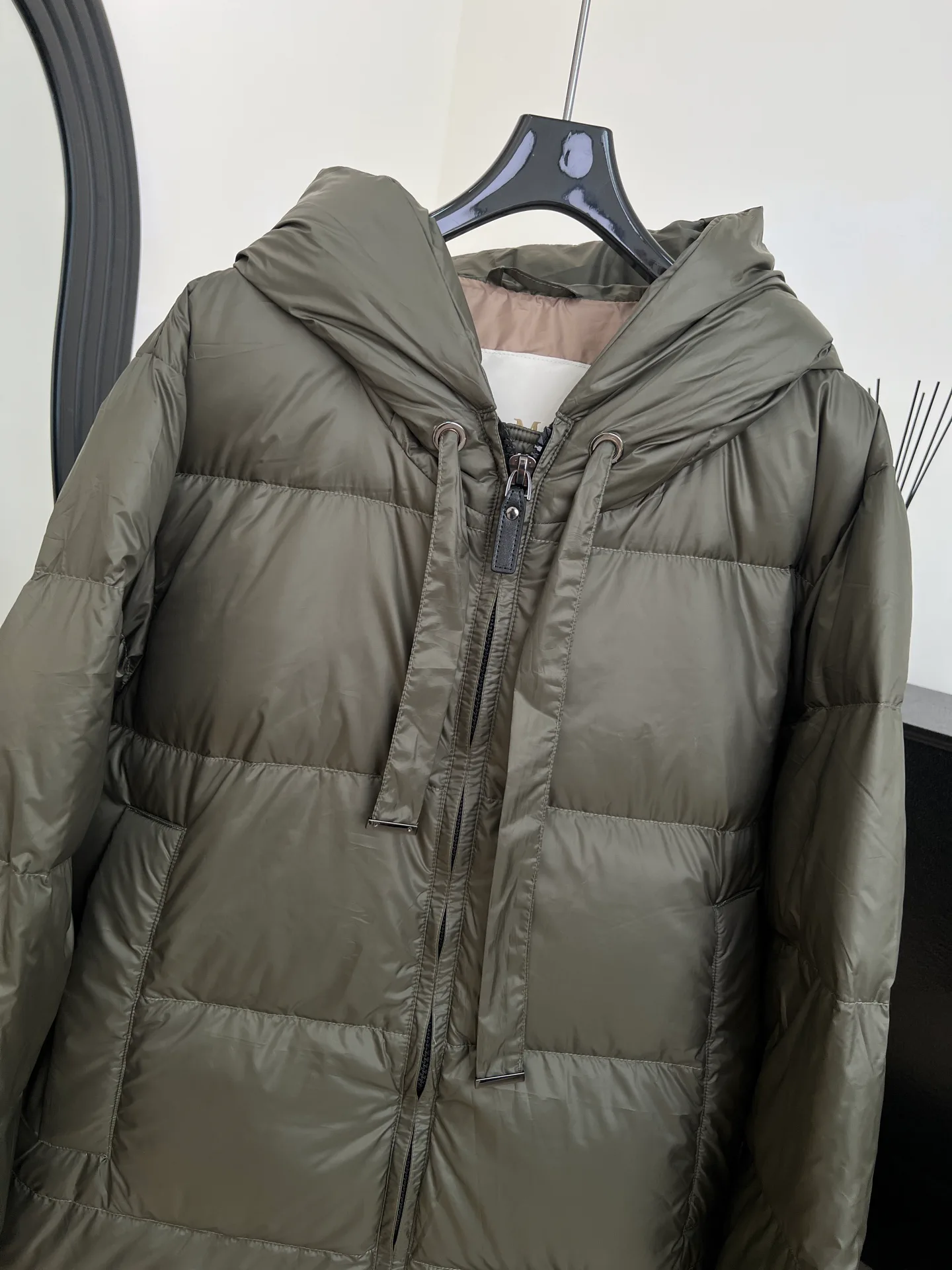 Куртки И Пуховики Женские Max Mara 1449144