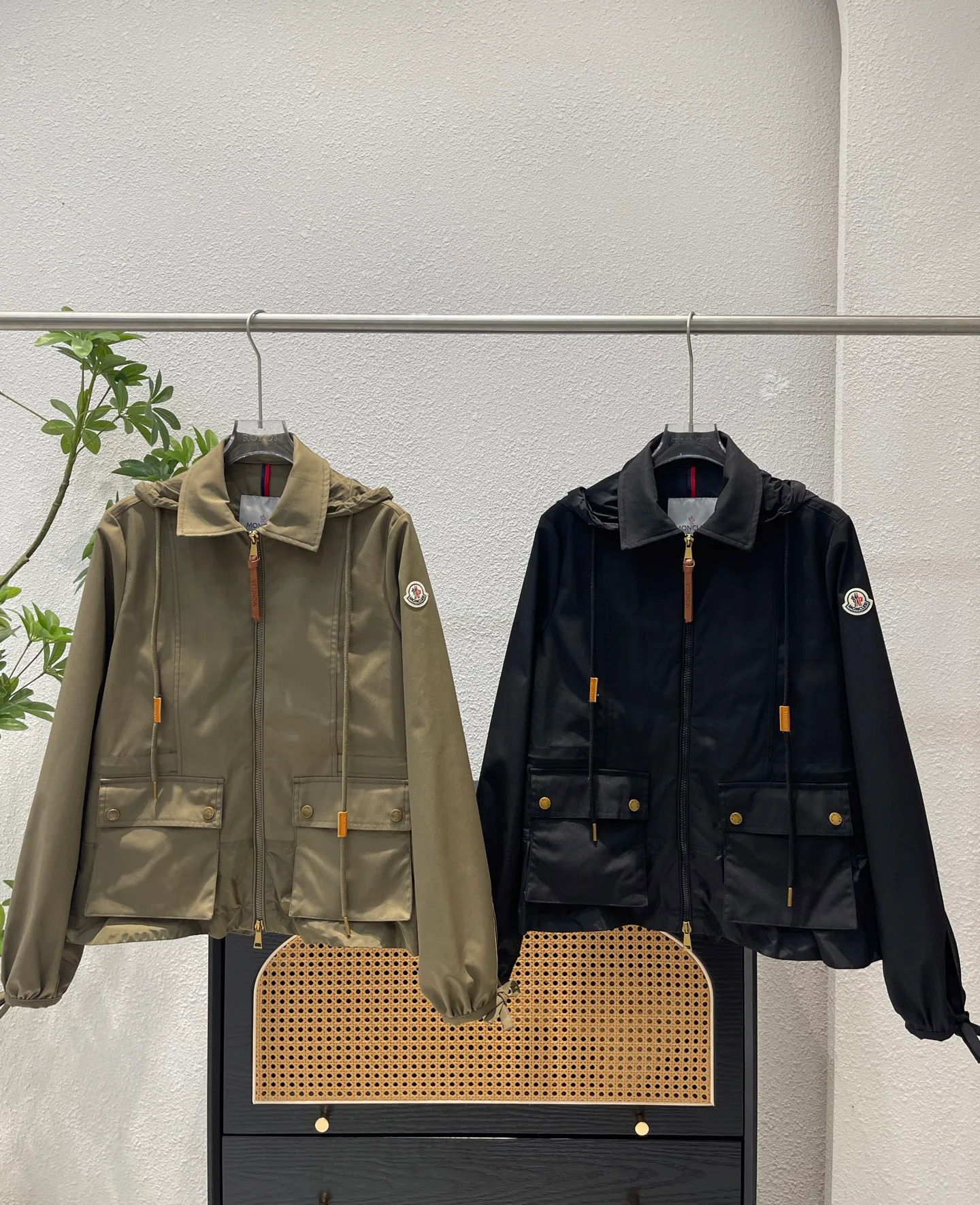 Куртки И Пуховики Женские Moncler 18761123