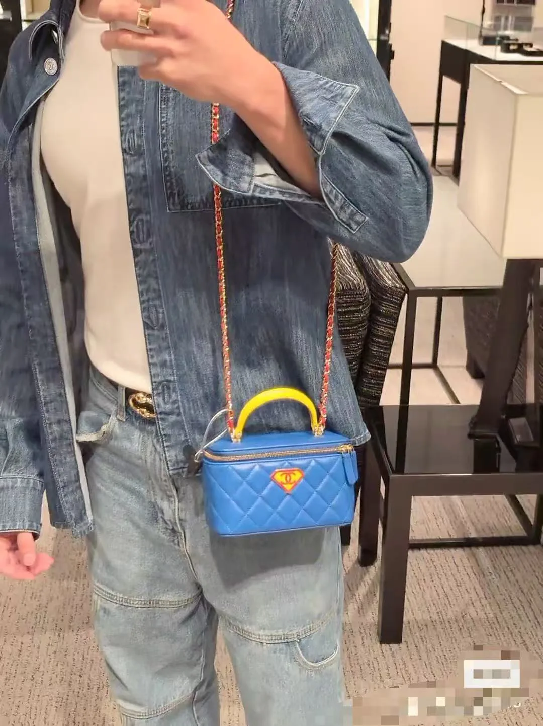 Классические Сумки Женские Chanel 17177392