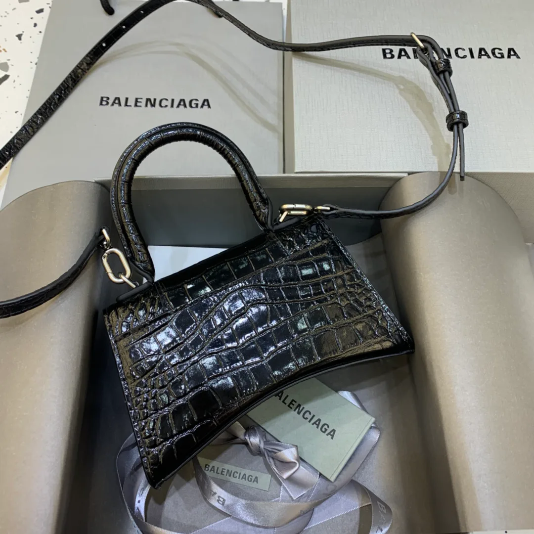Классические Сумки Женские Balenciaga 11864259