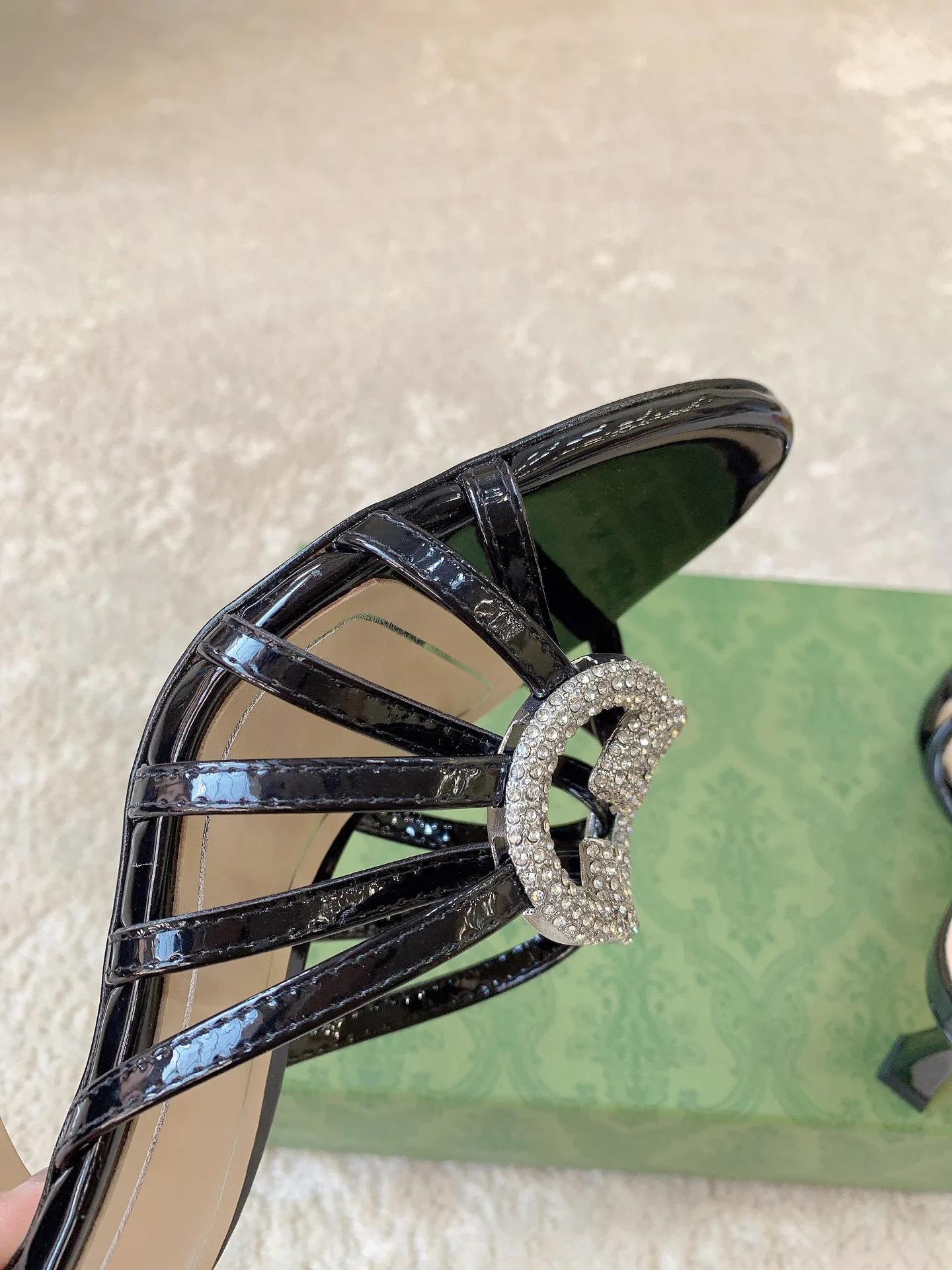 Босоножки Женские Gucci 819776