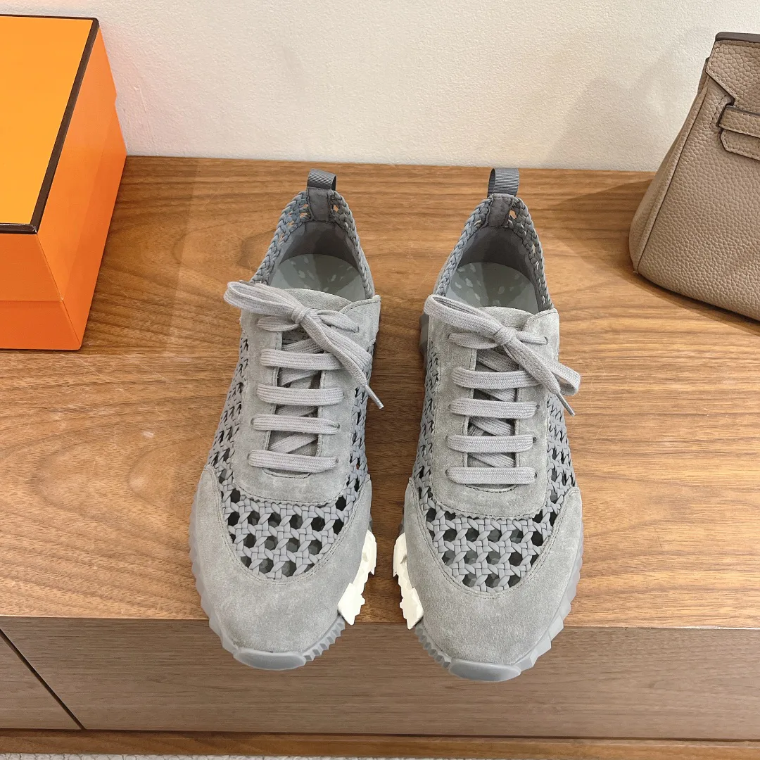 Кроссовки Женские Hermes 18729835