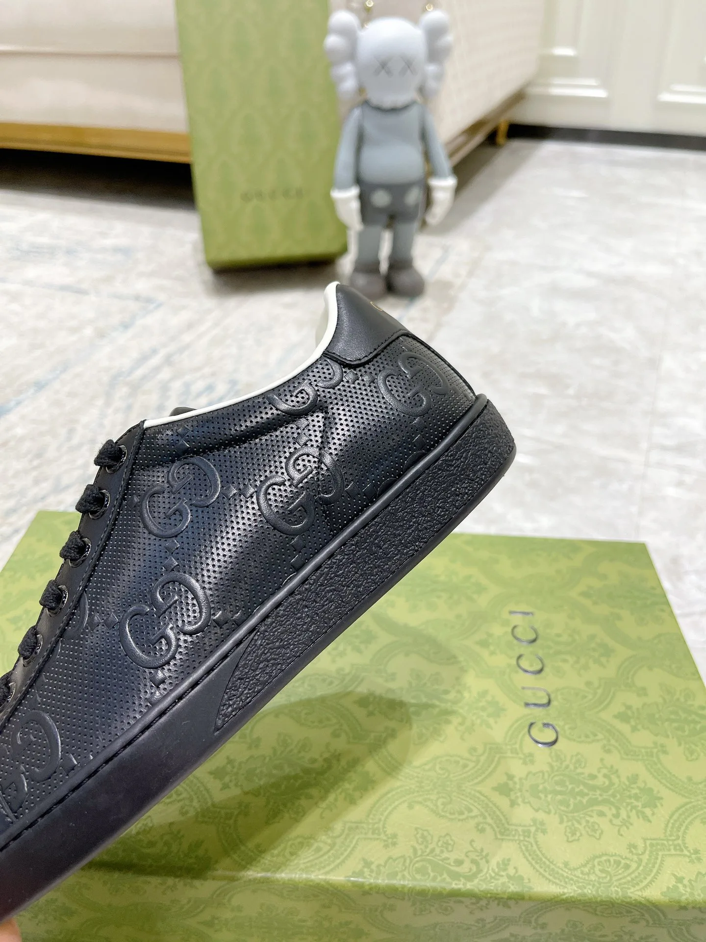 Кроссовки Женские Gucci 17620461