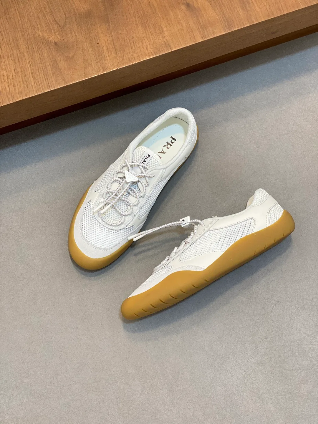 Кроссовки Мужские Prada 12621320