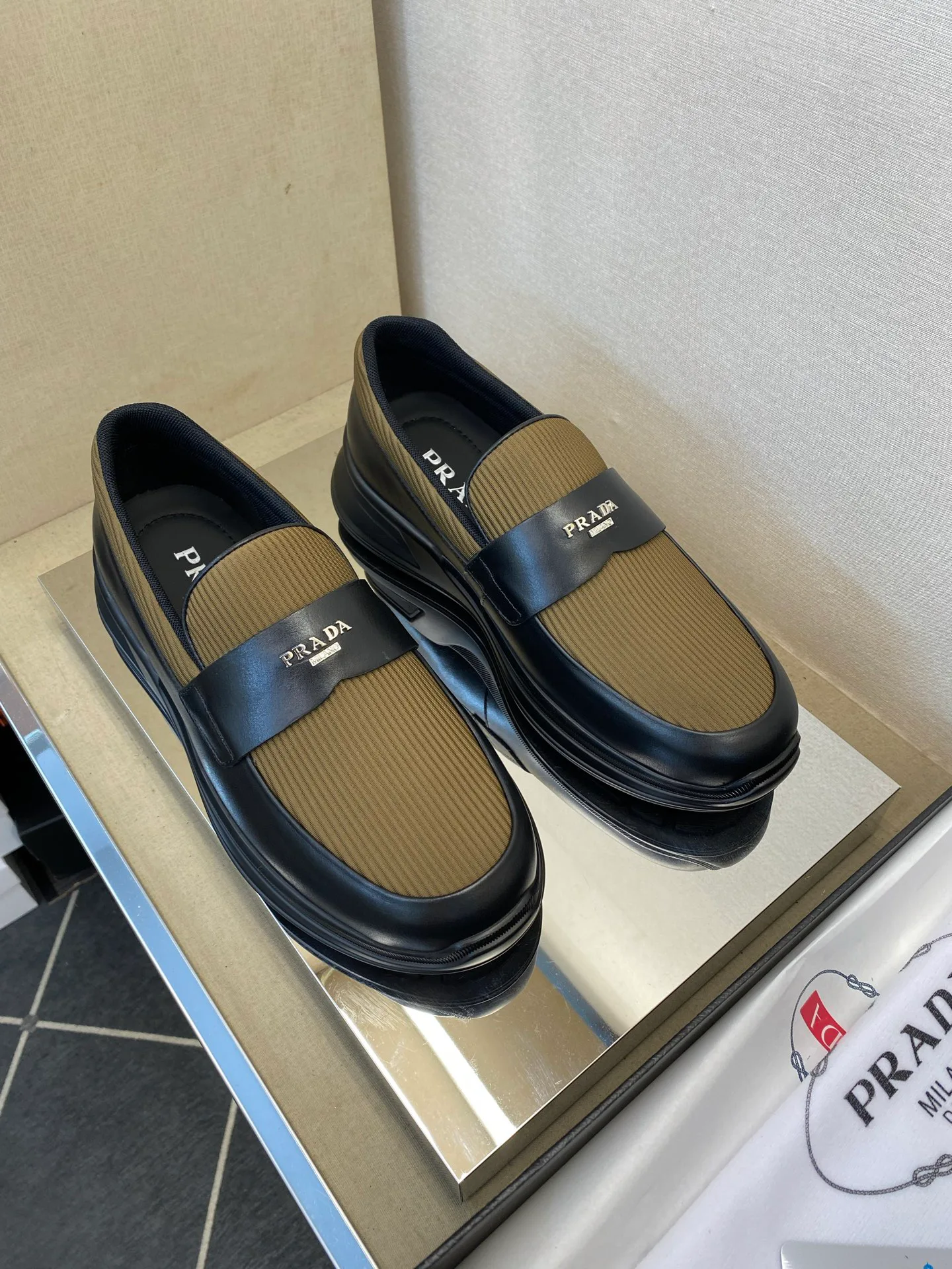 Лоферы И Туфли Мужские Prada 20139849