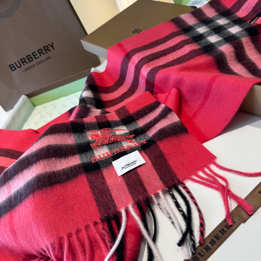 Шарфы Burberry 497635