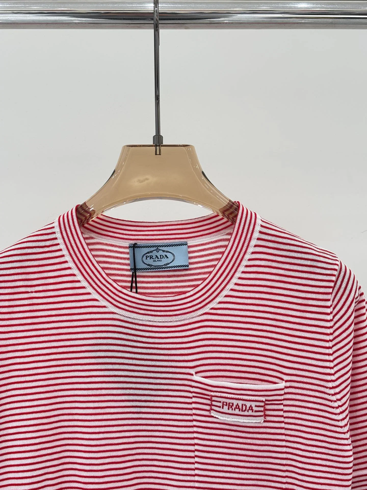 Футболки Женские Prada 11401866