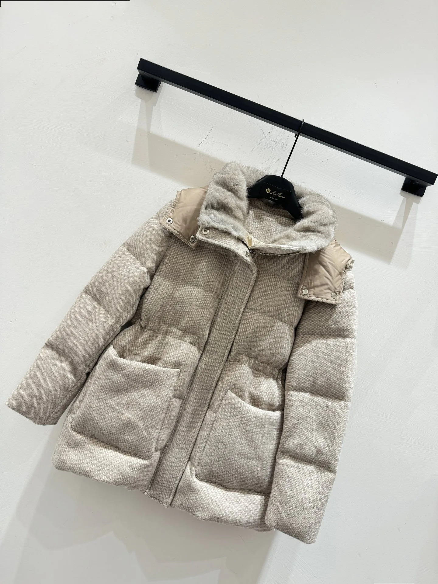 Куртки И Пуховики Женские Loro Piana 19541106