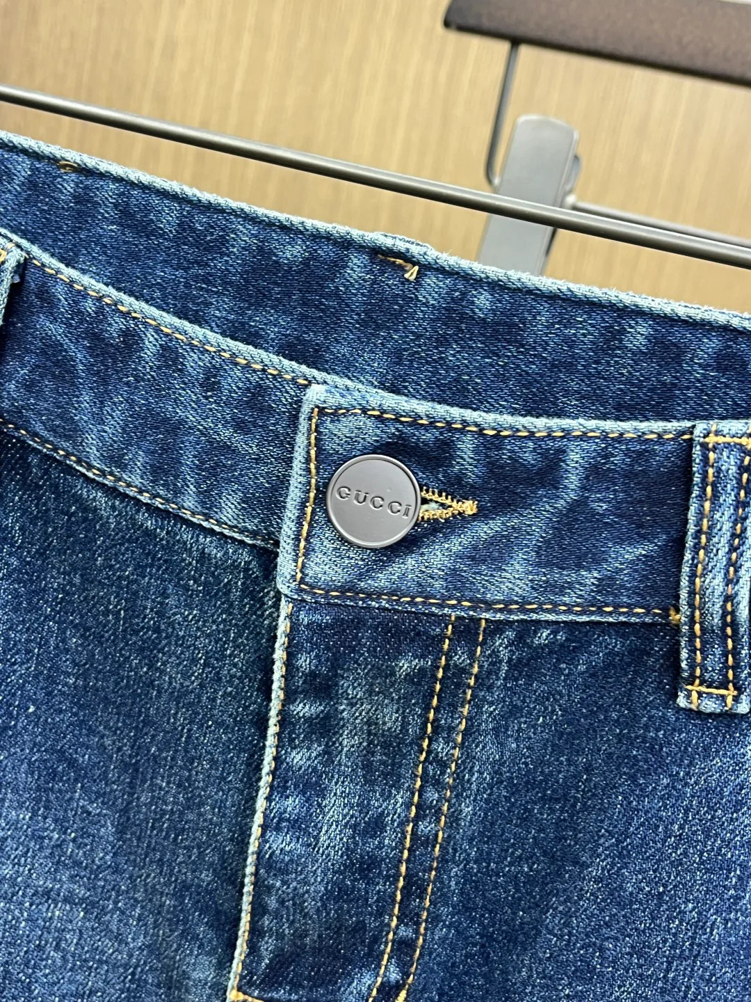 Джинсы Женские Gucci 10007512
