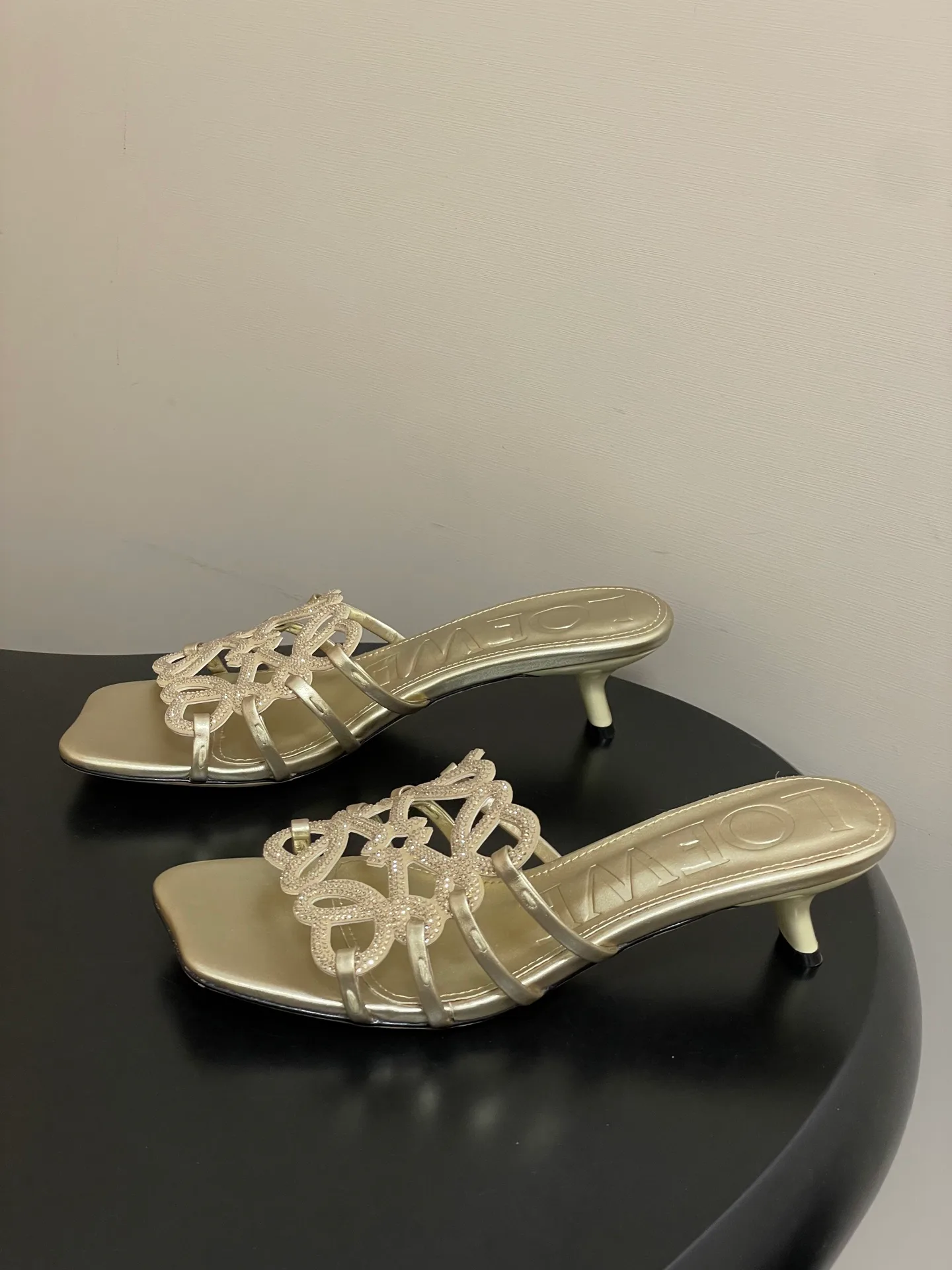 Босоножки Женские Loewe 11464063