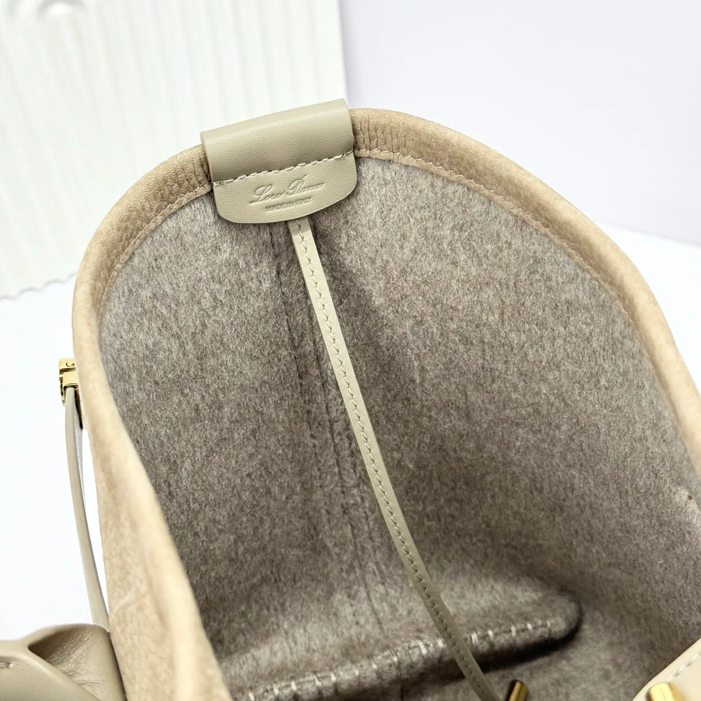 Классические Сумки Женские Loro Piana 11472615