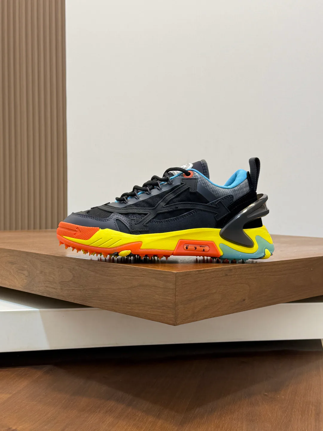 Кроссовки Женские Off-White 17908776