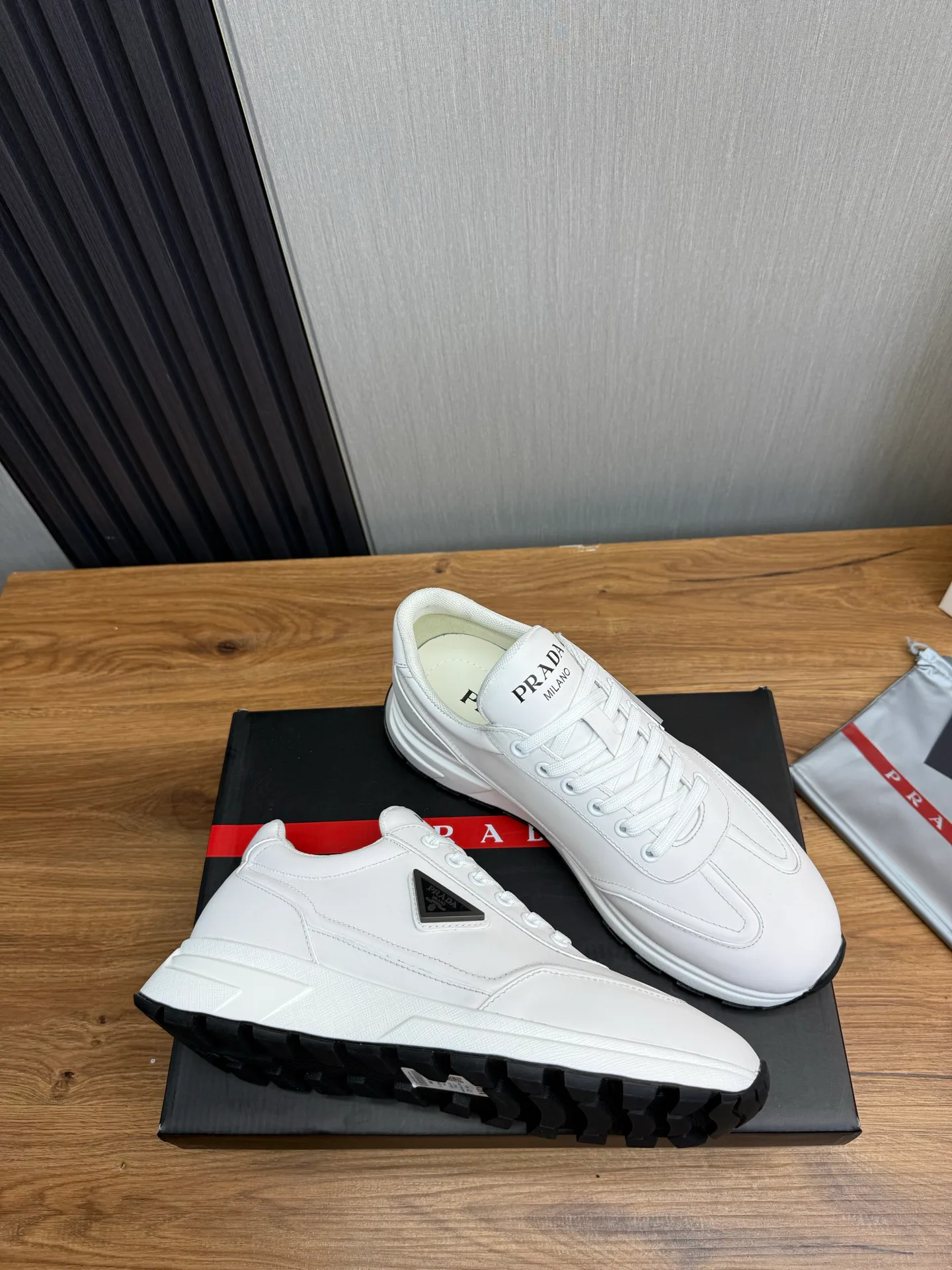 Кроссовки Мужские Prada 1261602